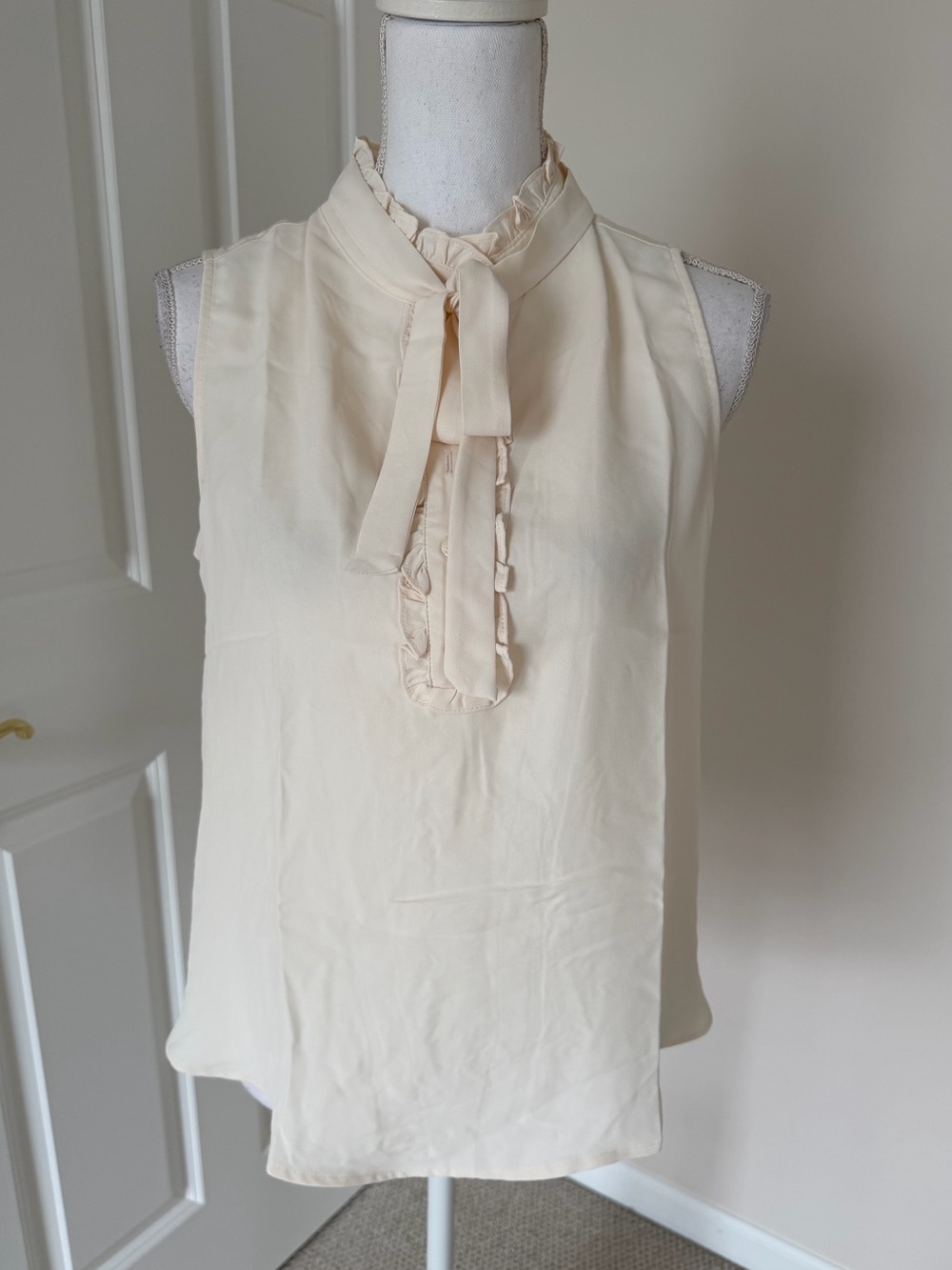 LOFT - Sleeveless Mixed Media Tie-Neck Ruffle Blouse  (medium)
